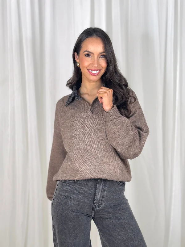 Top Pick Kendra Contrast Collar Jumper In Taupe