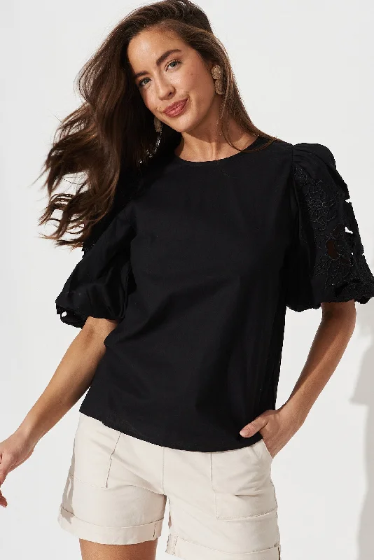 Keina Top In Black Linen Blend